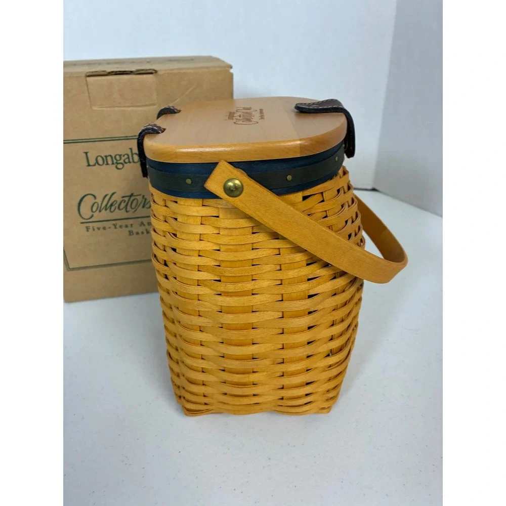 Longaberger Collectors Club 5 Year Anniversary Basket 2001 Signed with Box